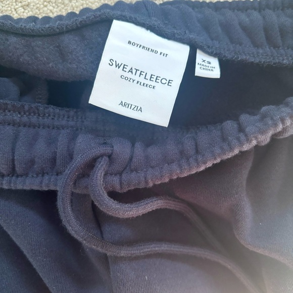 Aritzia Sweatfleece Cozy Fleece Boyfriend Sweatpant - Picture 7 of 10